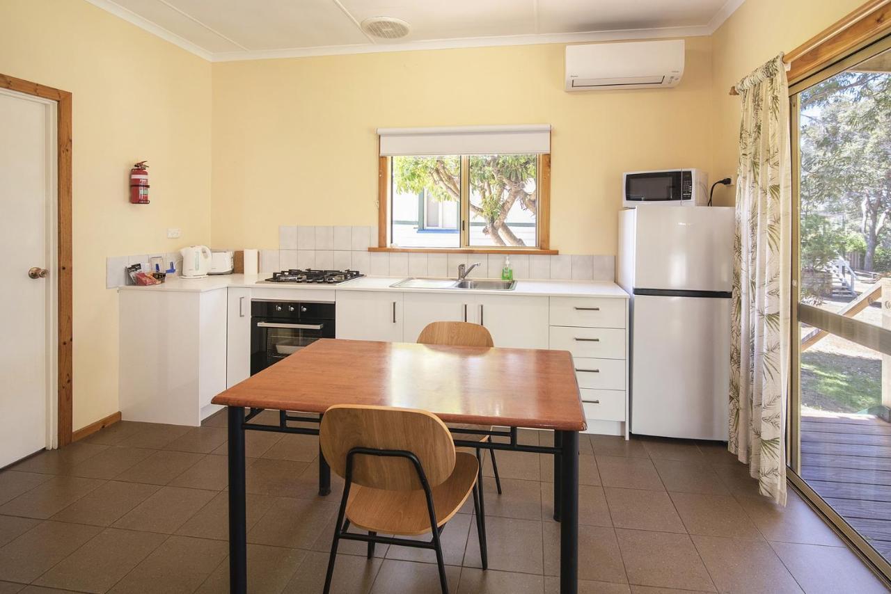 אוגוסטה Riverscape Cottages מראה חיצוני תמונה
