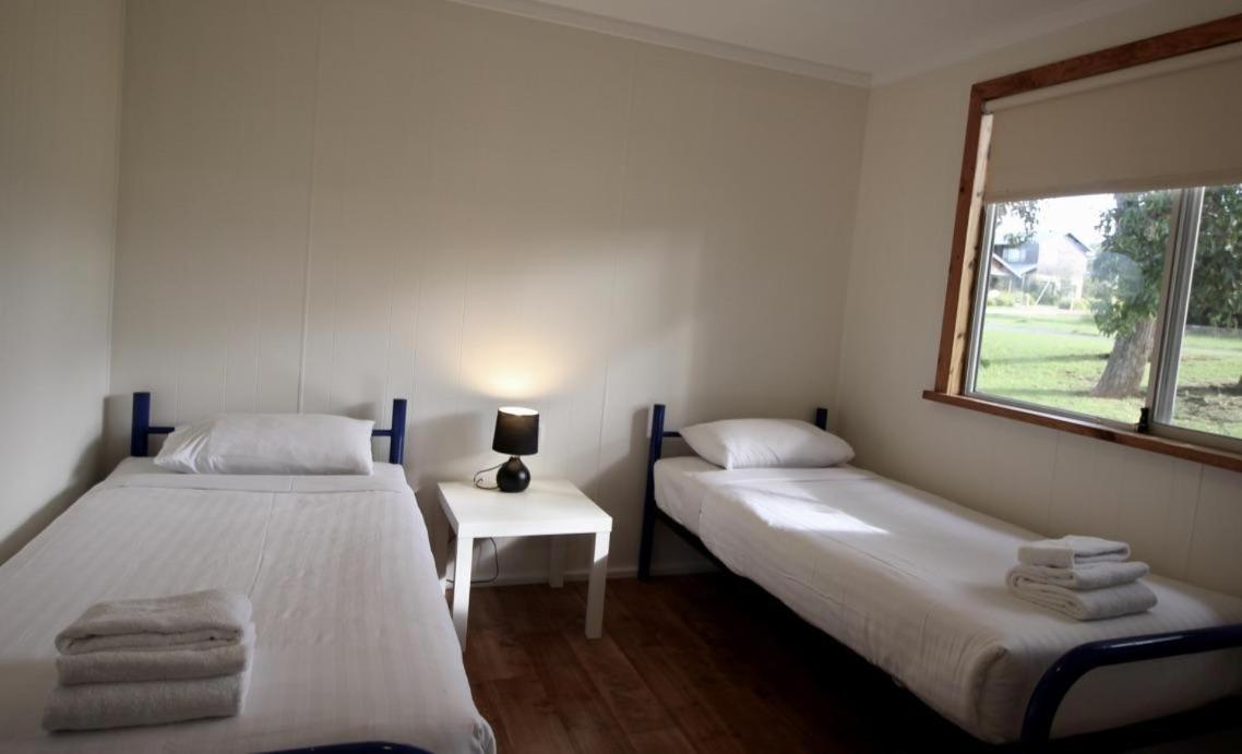 אוגוסטה Riverscape Cottages מראה חיצוני תמונה